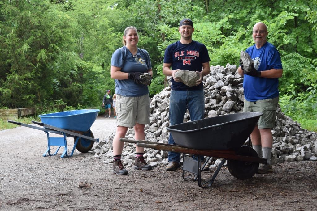 Volunteers for National Trails Day clean-up